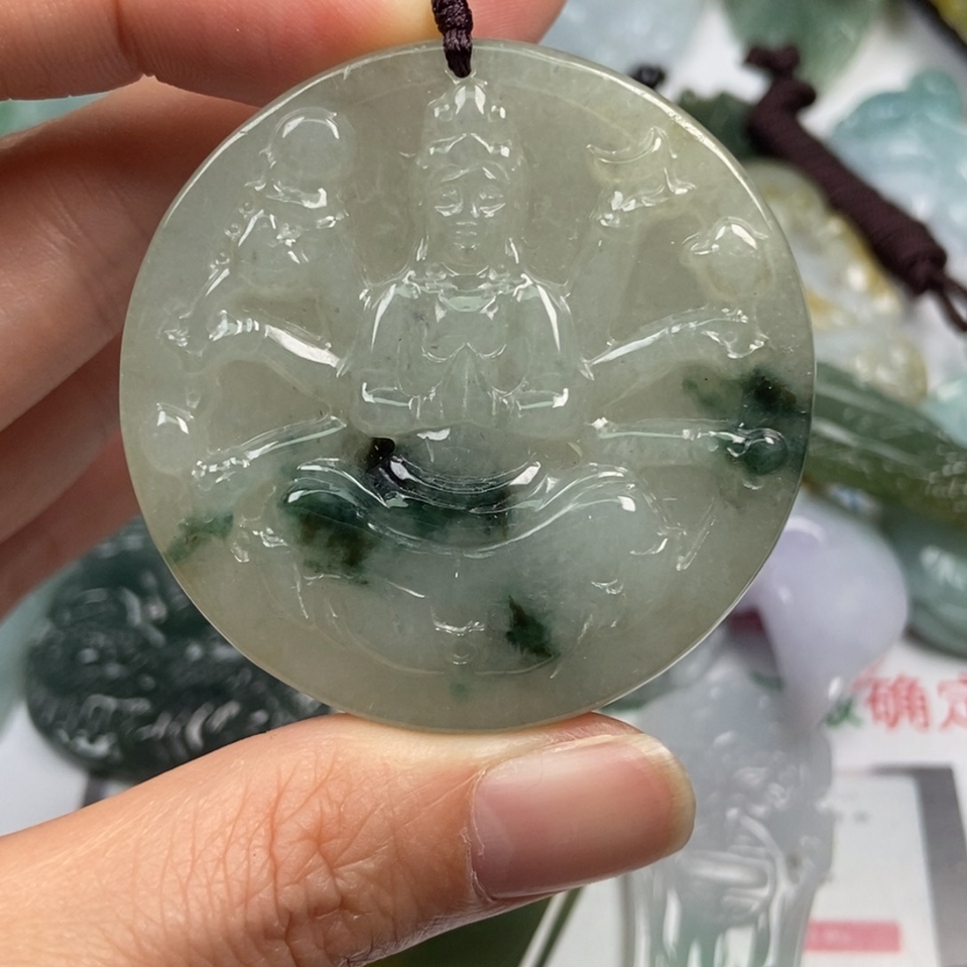 翡翠未镶嵌颈饰翡翠