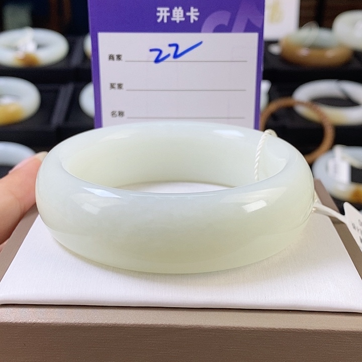 未镶嵌手镯和田玉科***量
