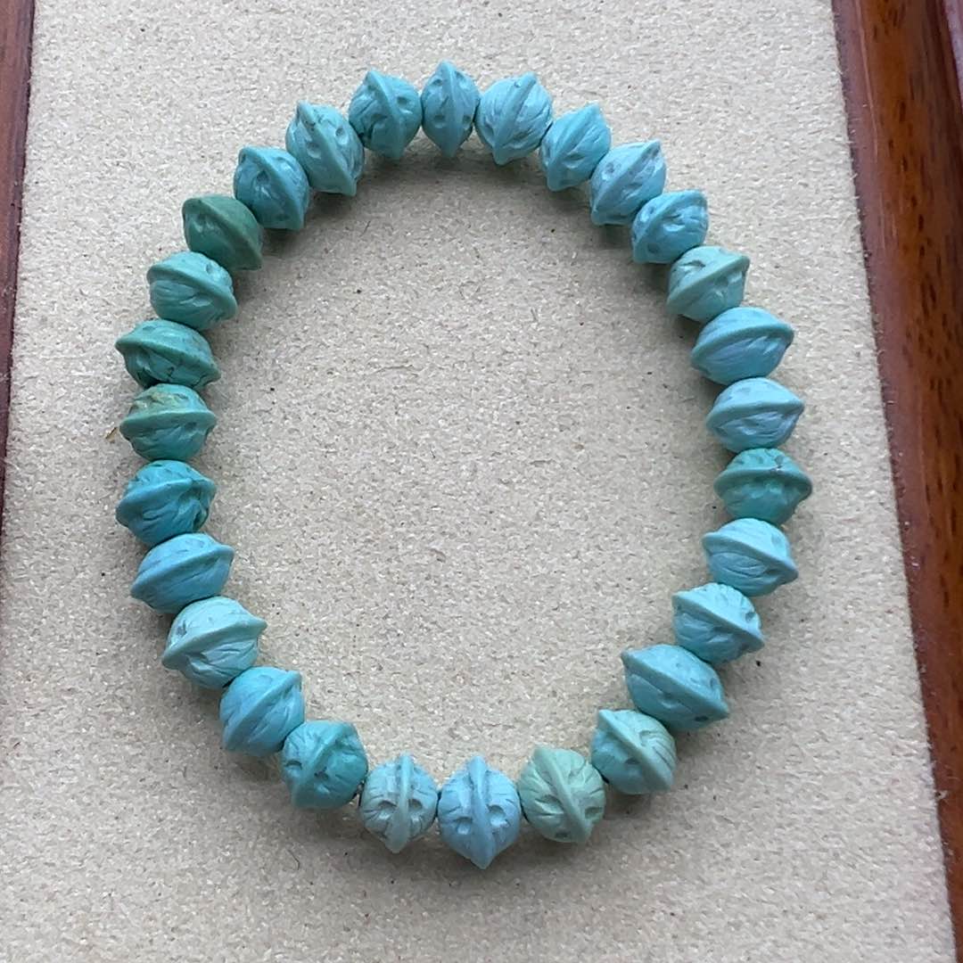 绿松石手链未镶嵌