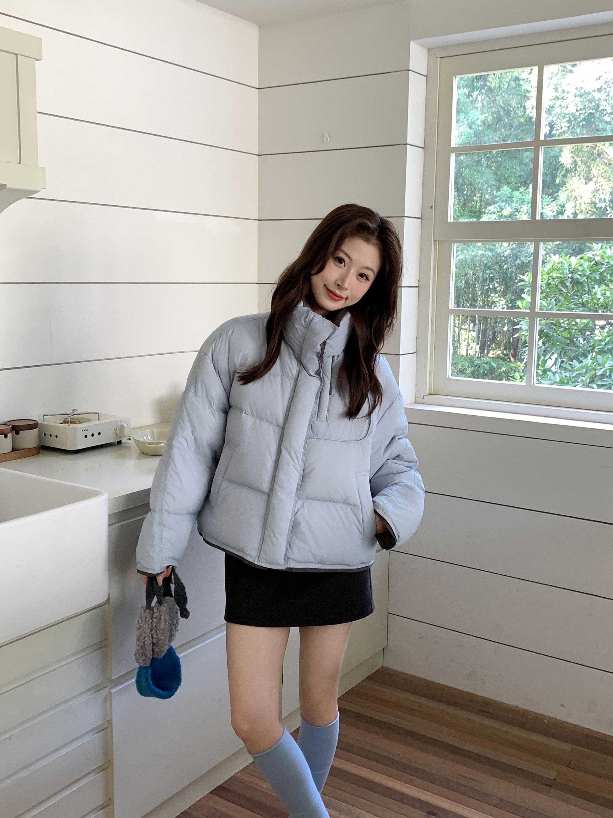 25年新款韩版立领独特设计时尚休闲加厚短款小个子白鸭绒羽绒服