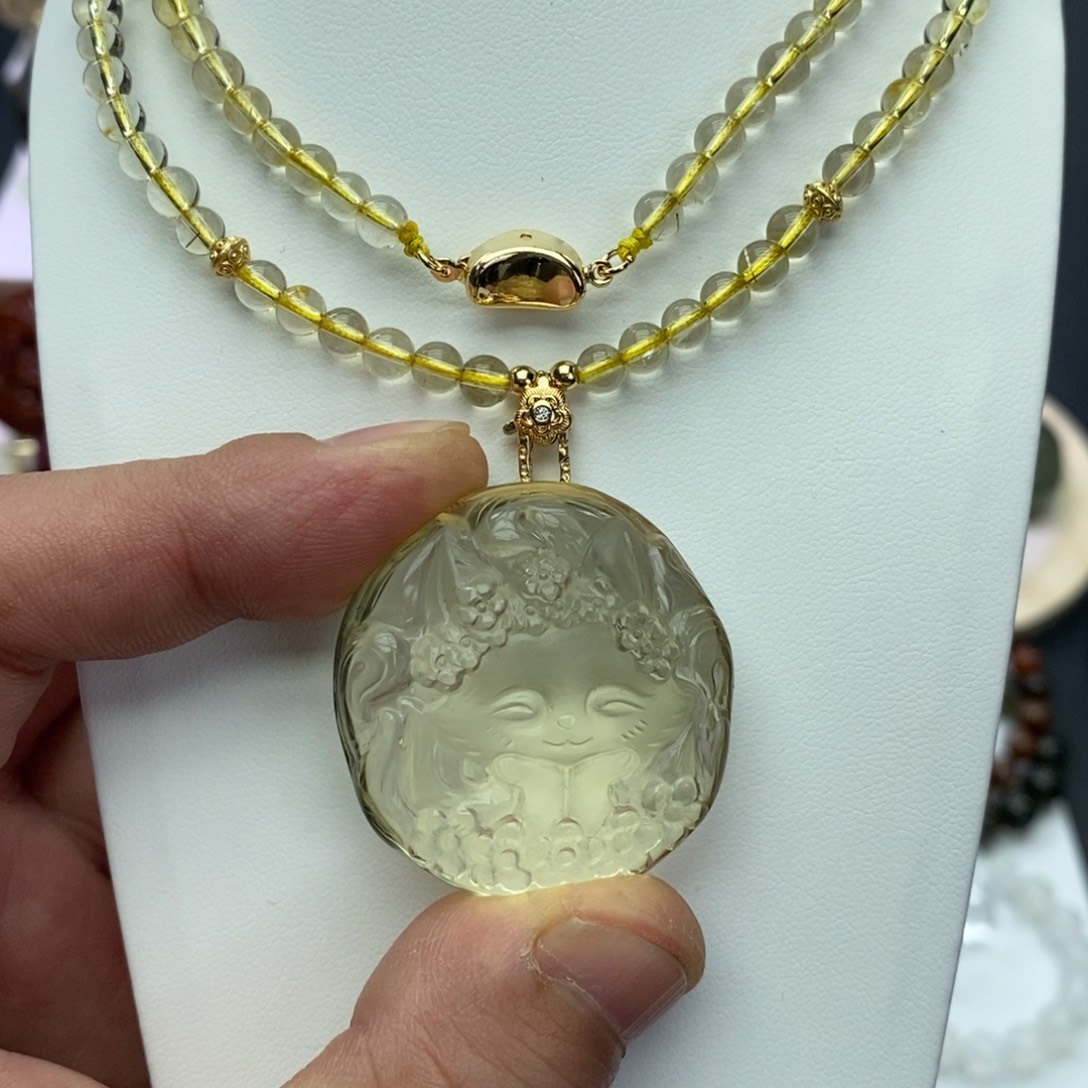 水晶未镶嵌颈饰吊坠