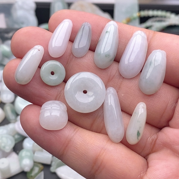 新***星翡翠未镶嵌吊坠(不含链)