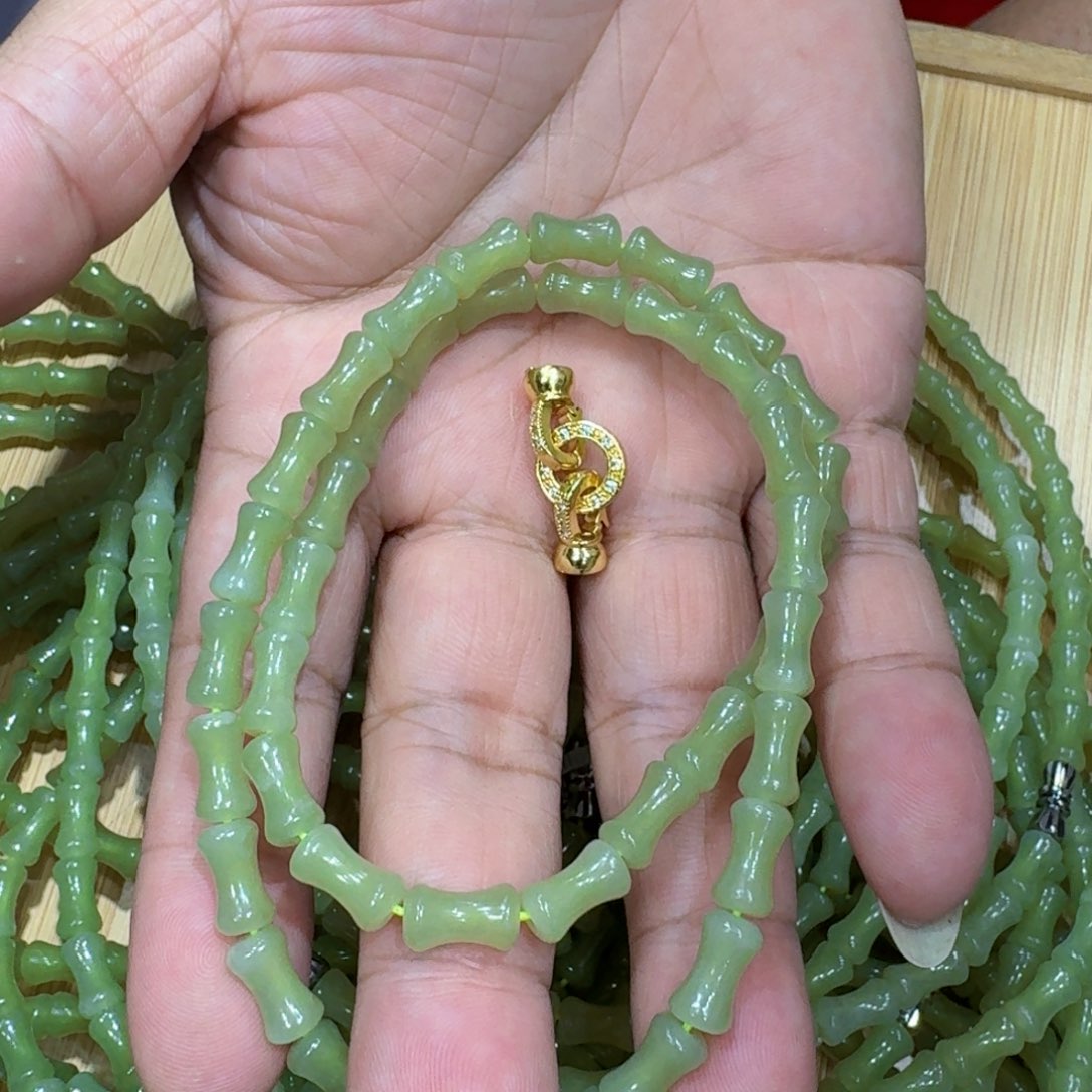 和田玉未镶嵌颈饰多样性发货，拍一发一