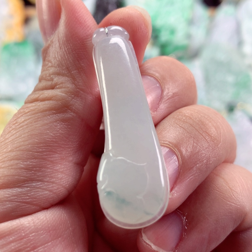 【闪购商品】翡翠吊坠(不含链)未镶嵌