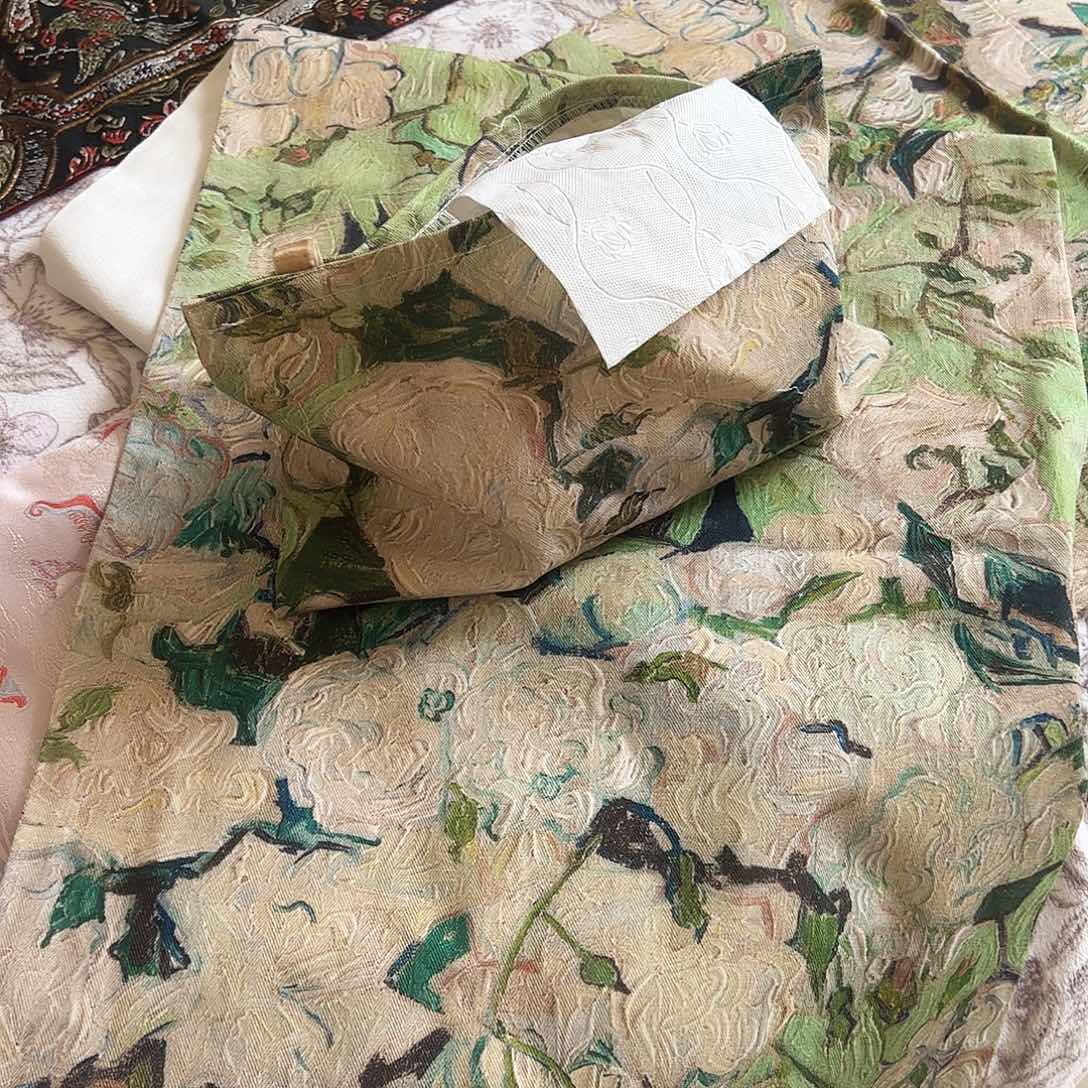 240桌旗➕纸巾袋套装（白玫瑰）