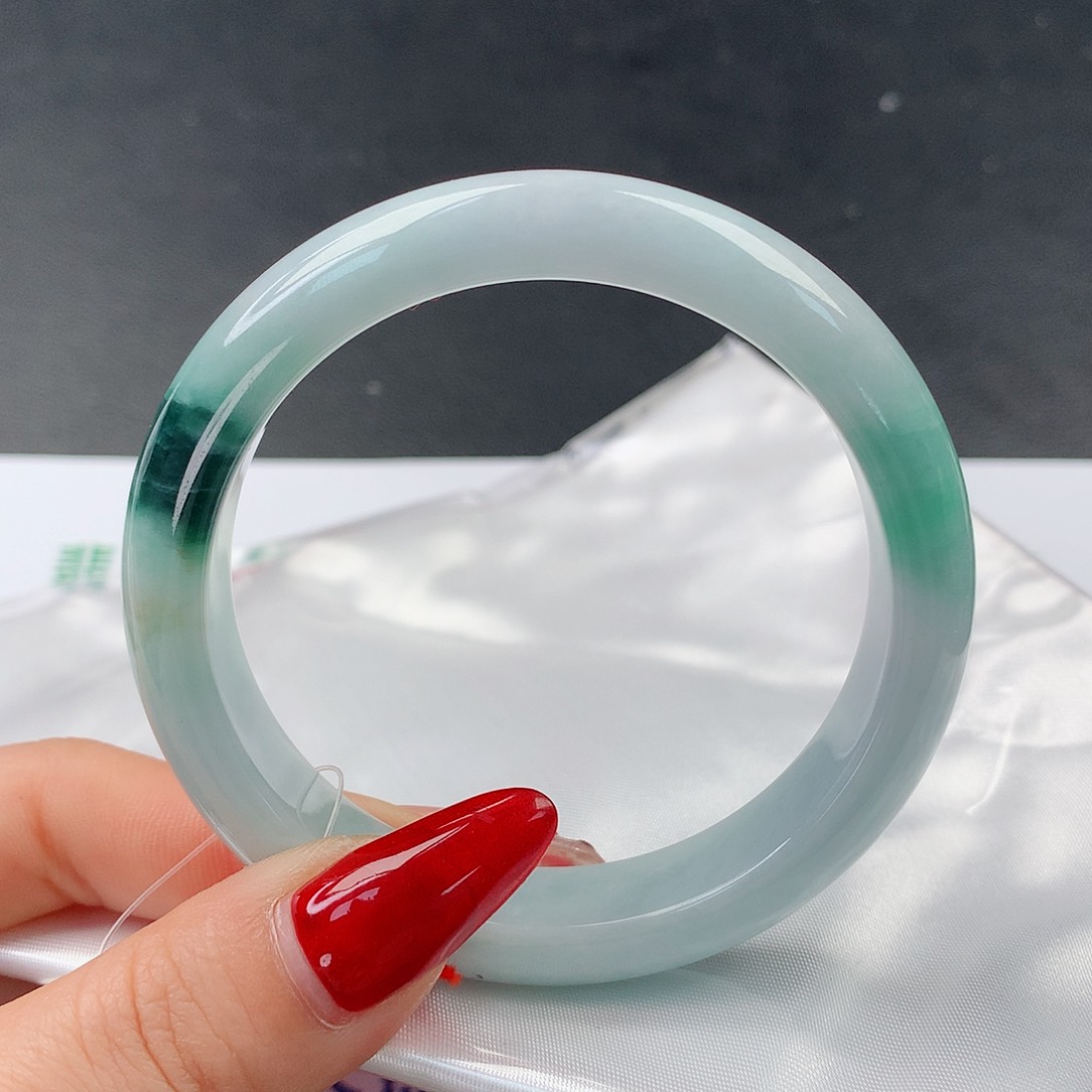 翡翠手镯未镶嵌31正57