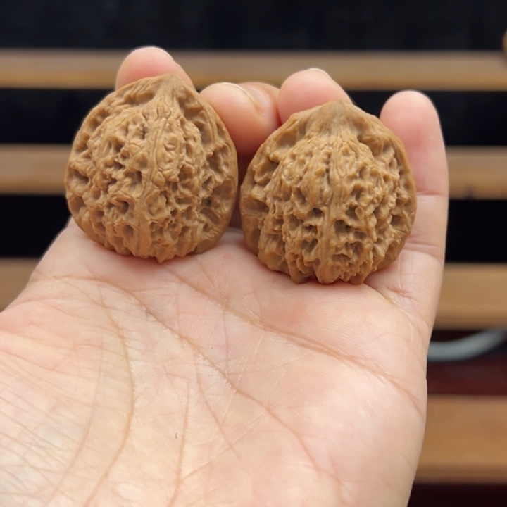 财***生涿鹿南京石文玩核桃