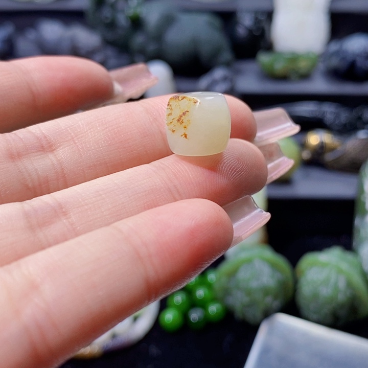 和田玉未镶嵌颈饰亿*泽