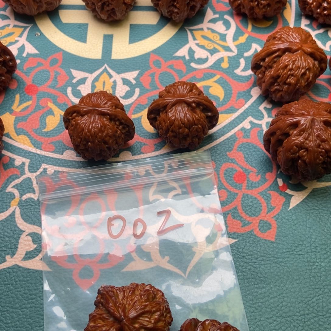 文玩核桃把件全***?002三角白