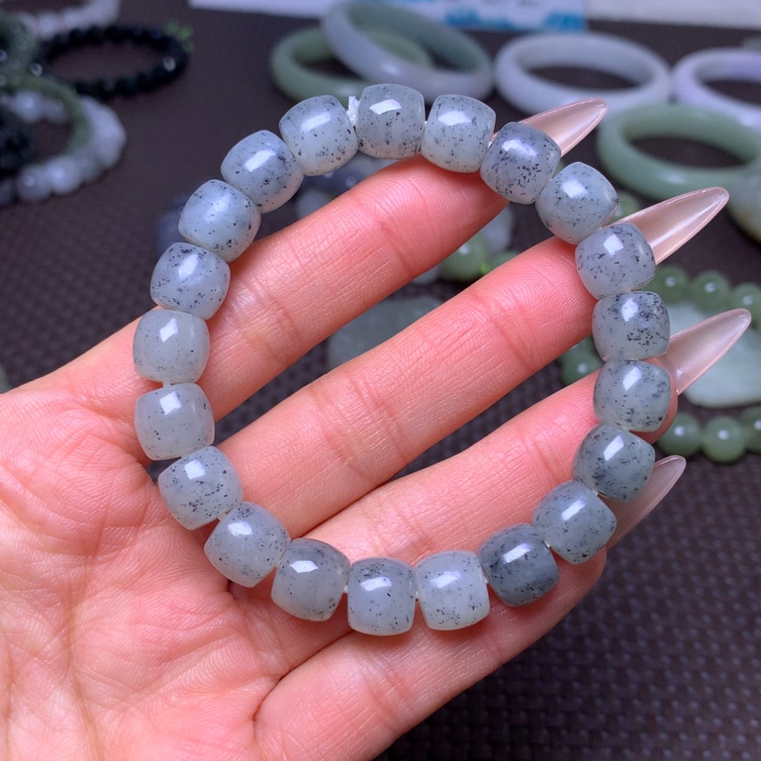 未镶嵌手串和田玉卡10