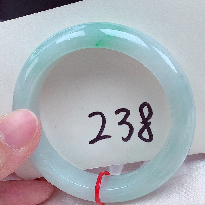 翡翠未镶嵌手镯翡翠