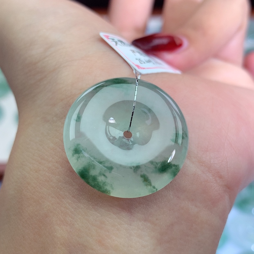 【闪购商品】翡翠吊坠(不含链)未镶嵌