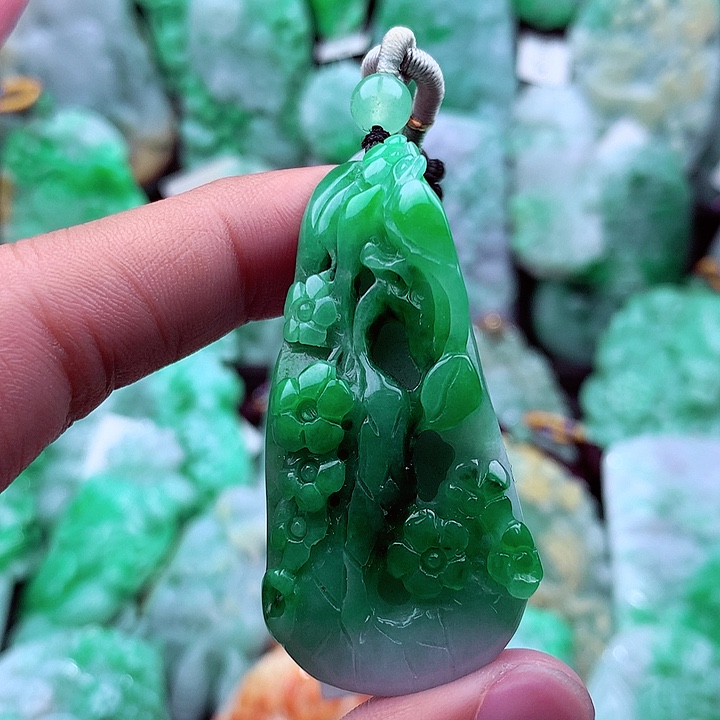 翡翠吊坠(不含链)未镶嵌