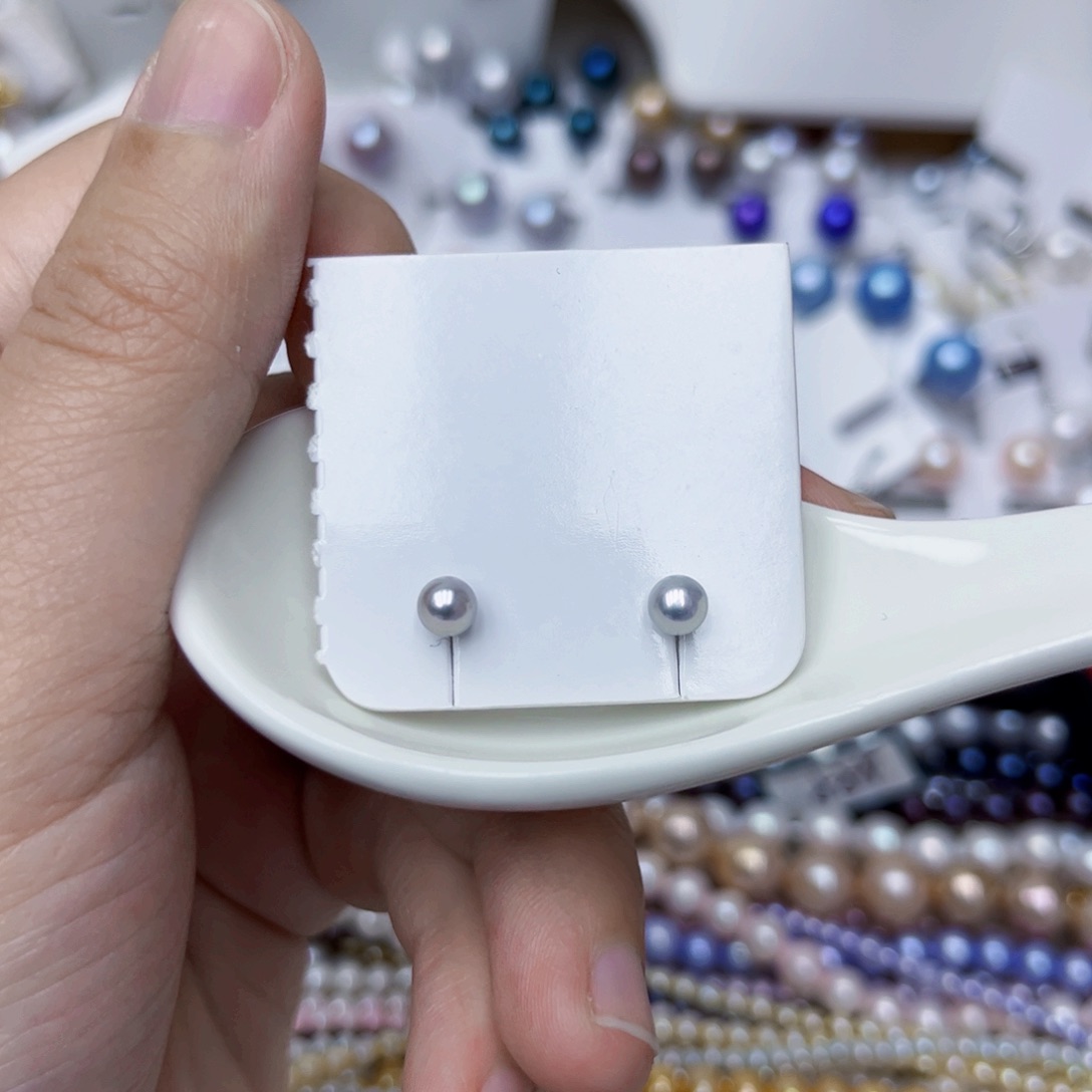 银S925镶嵌淡水珍珠耳饰