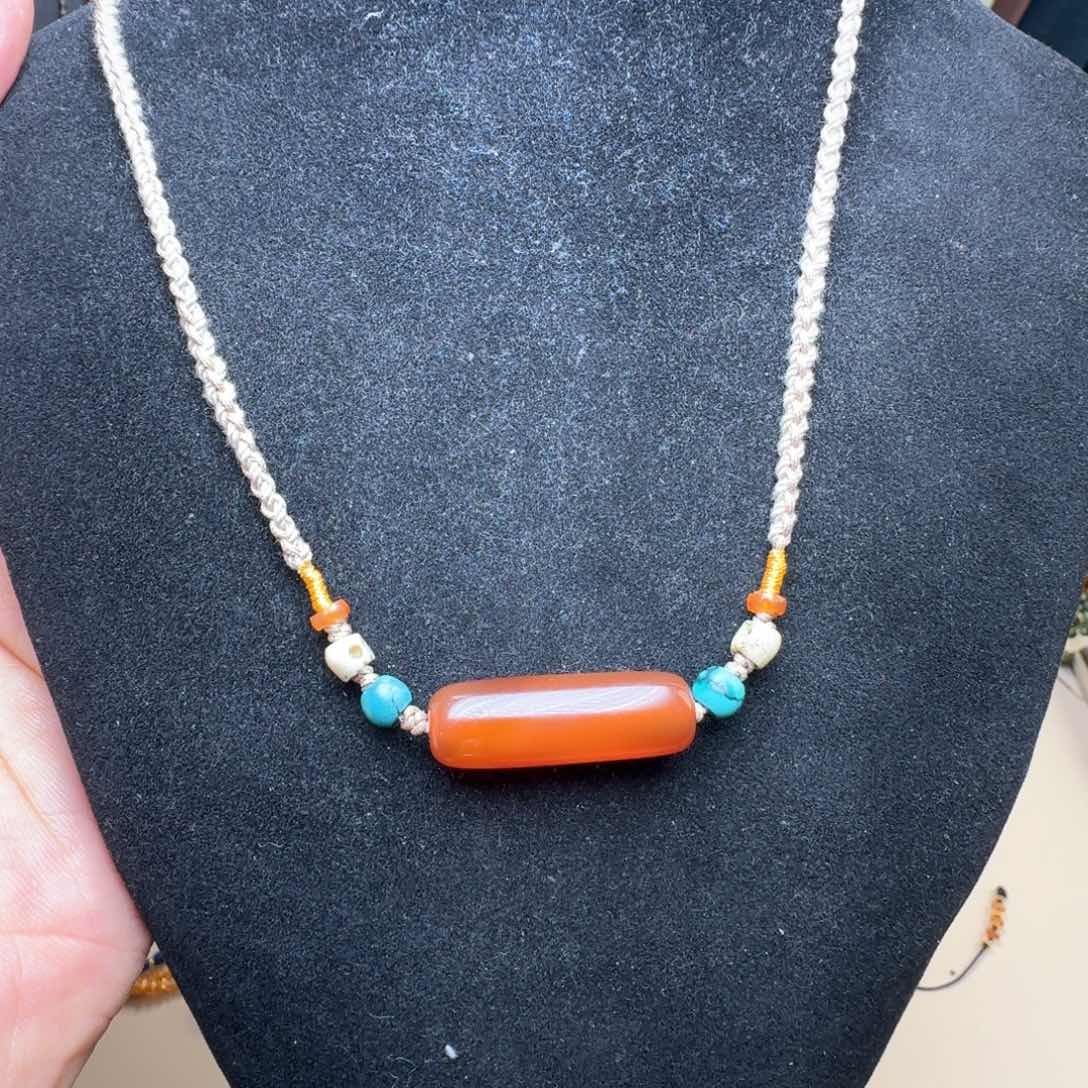 玛瑙/玉髓颈饰未镶嵌