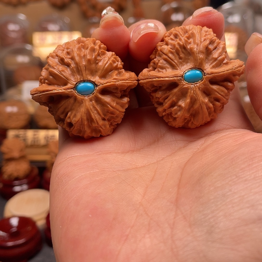 文玩核桃把件L****U宫灯