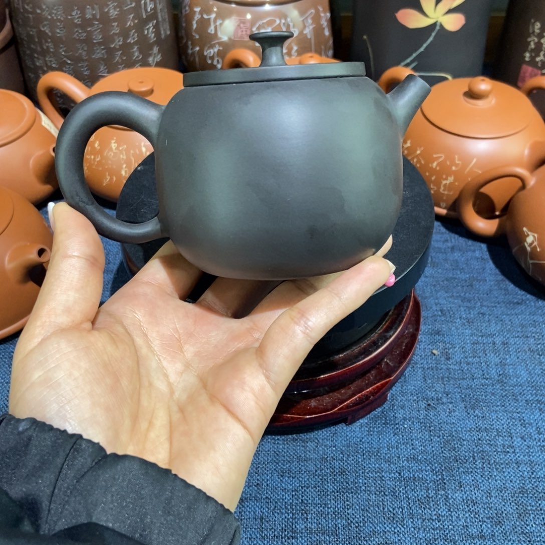 1建水紫陶手工素壶240c