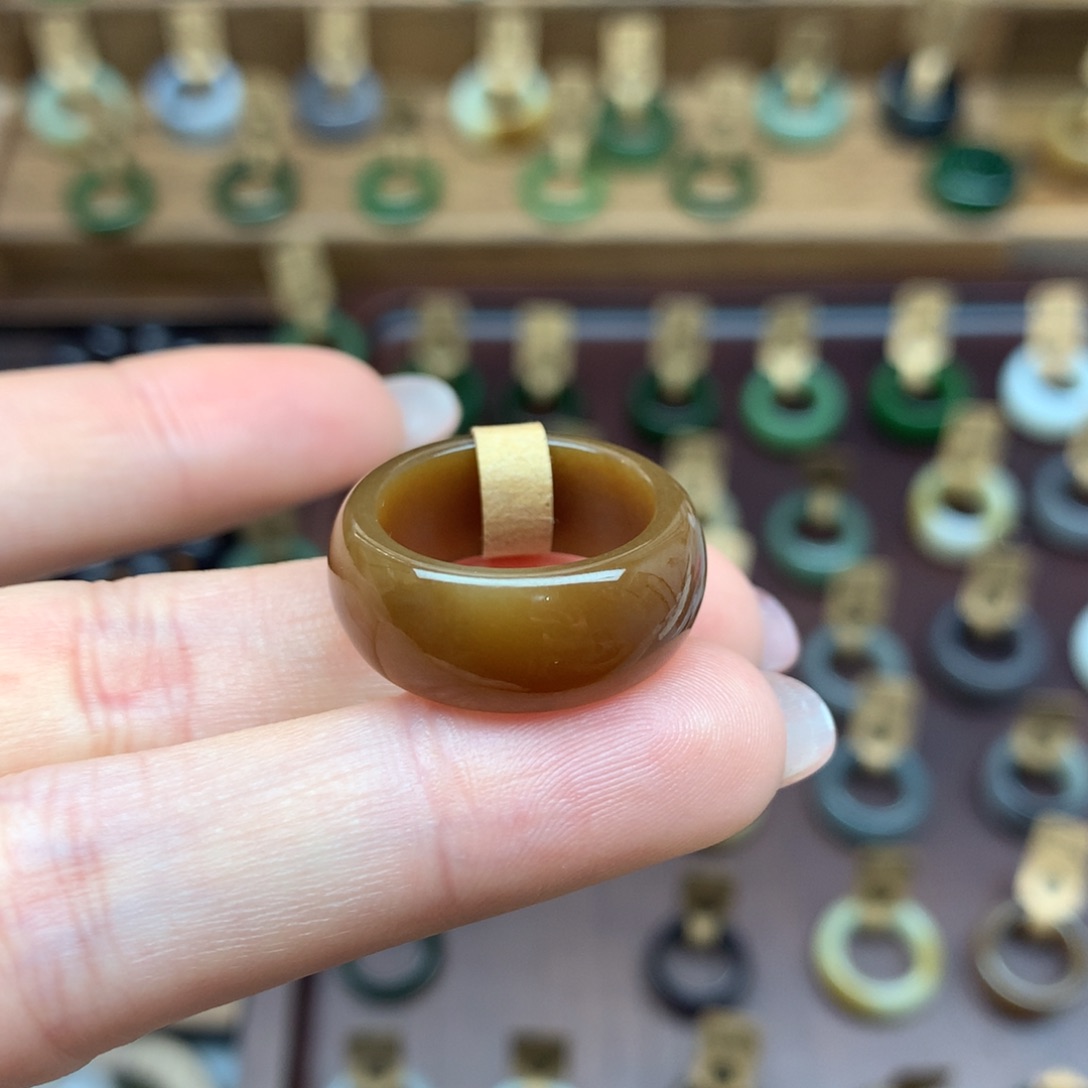 和田玉戒指未镶嵌