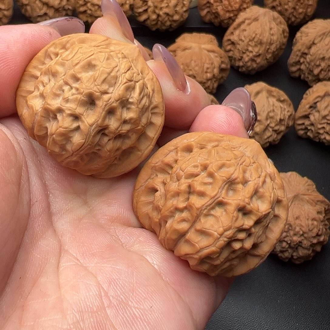 文玩核桃吊坠战甲35燕