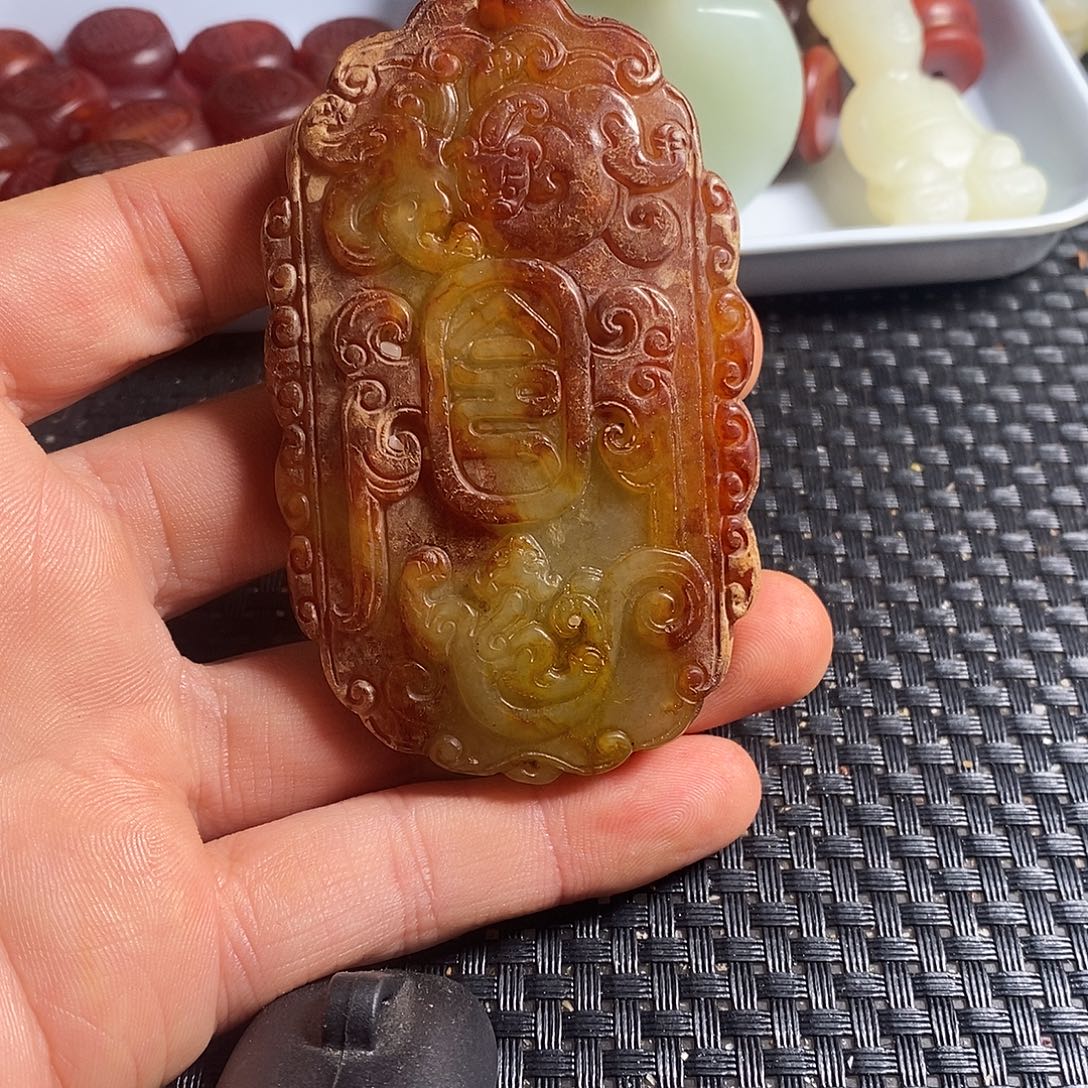 岫玉未镶嵌珠宝奇石