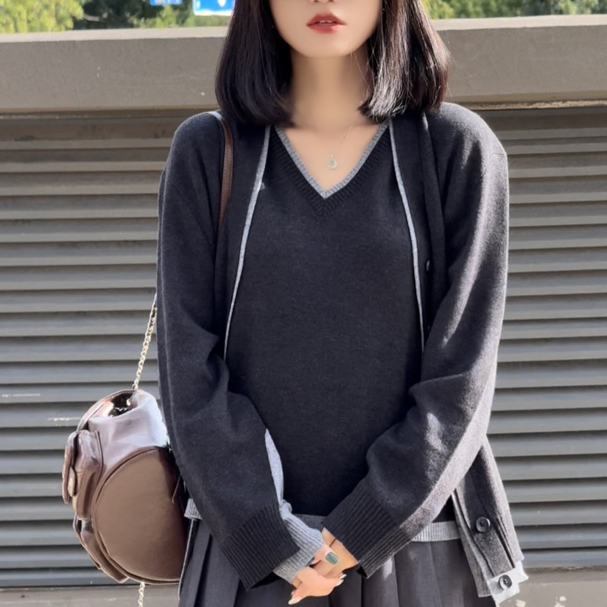易缔媤常规拼色学院风针织开衫73048