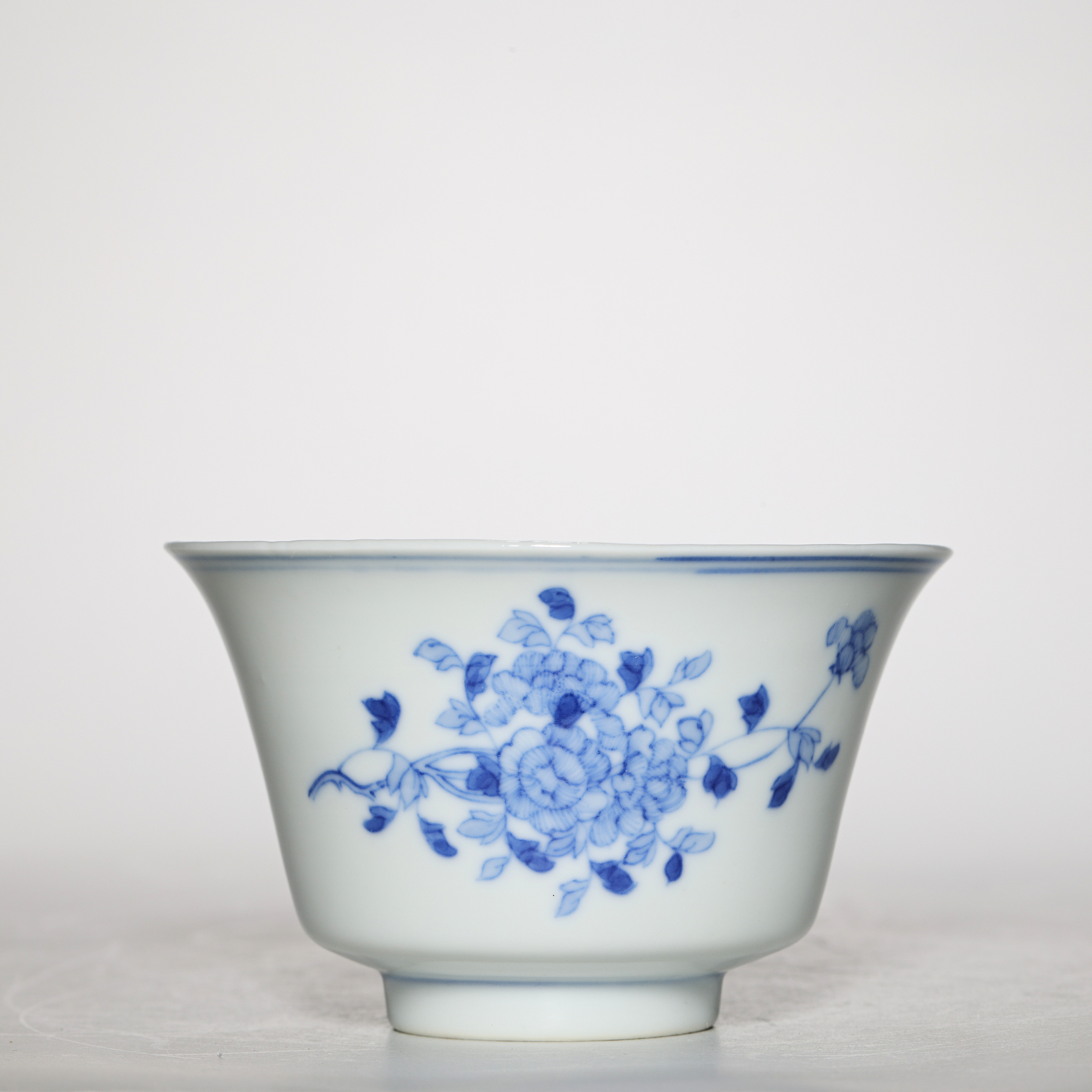 6038民国·青花花卉纹茶碗【古董拍卖】