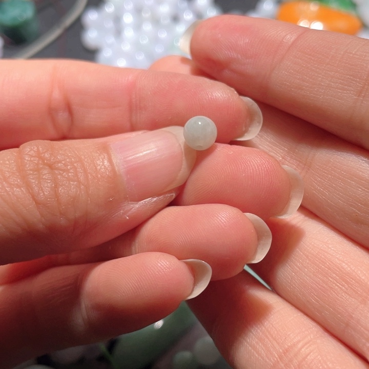 【闪购商品】翡翠颈饰未镶嵌用****9天然翡翠