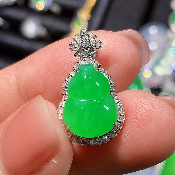 翡翠18K金镶嵌吊坠(不含链)