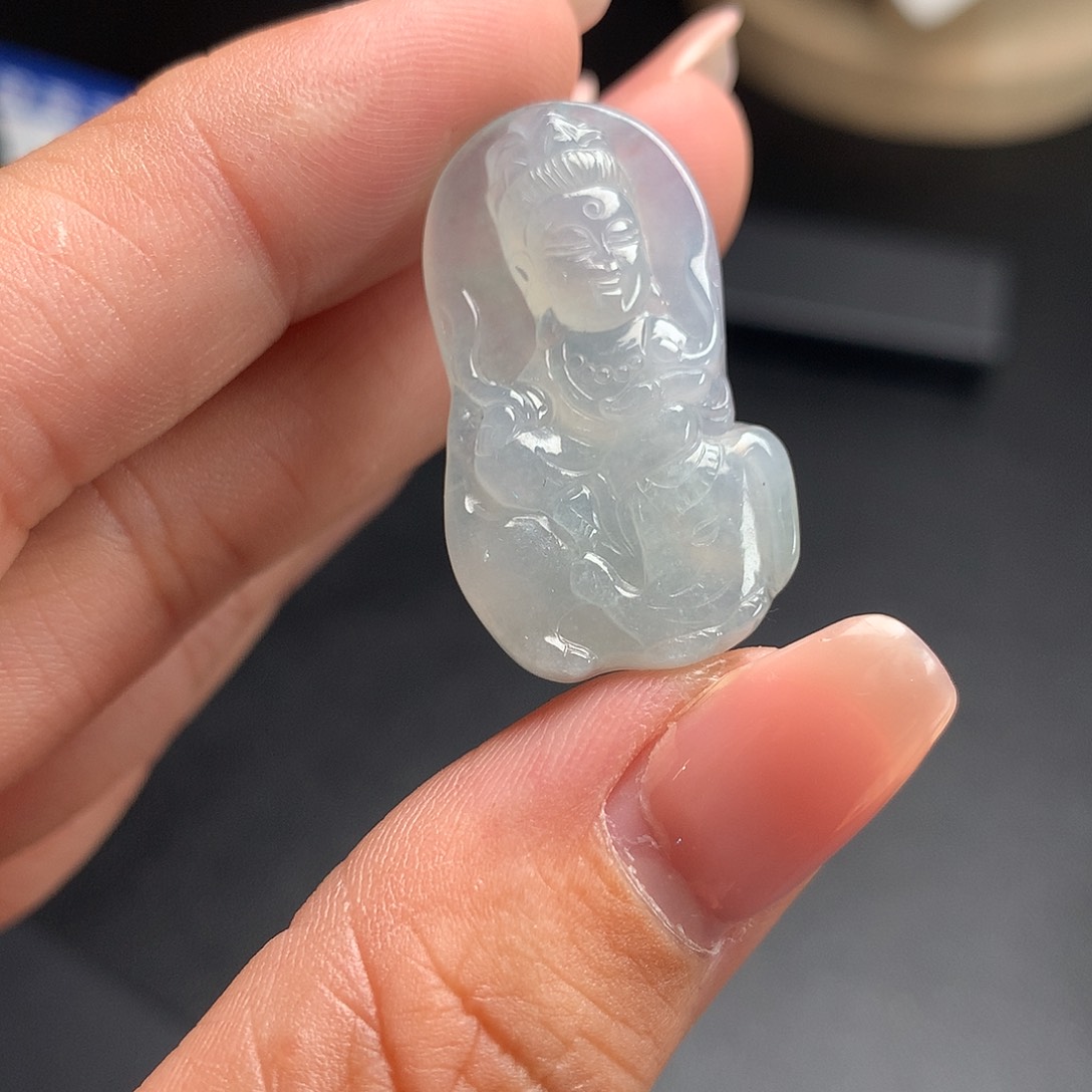 翡翠未镶嵌颈饰宝宝普贤