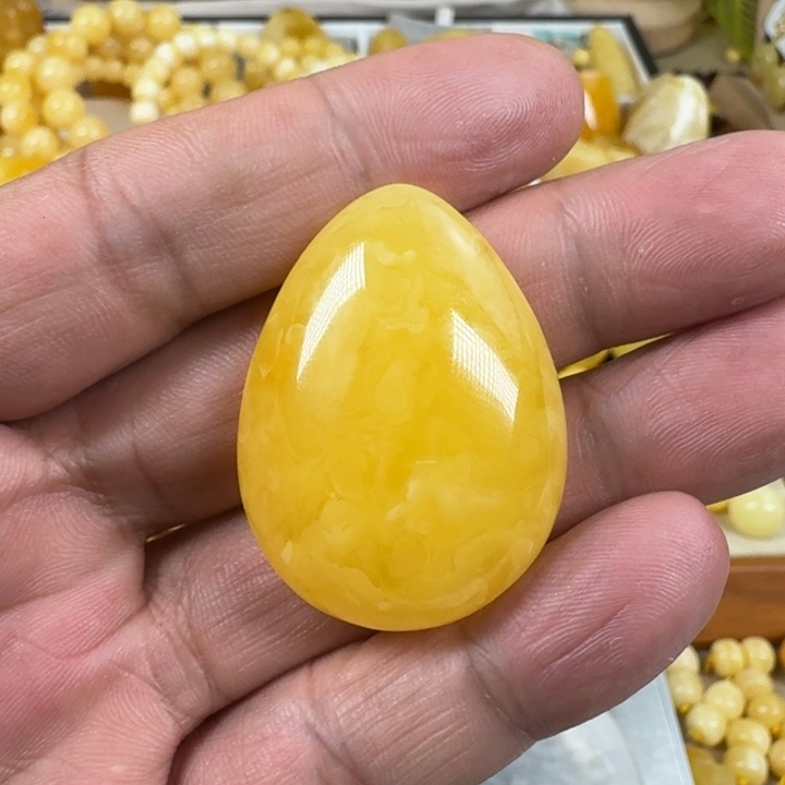 蜜蜡珠宝奇石未镶嵌水滴