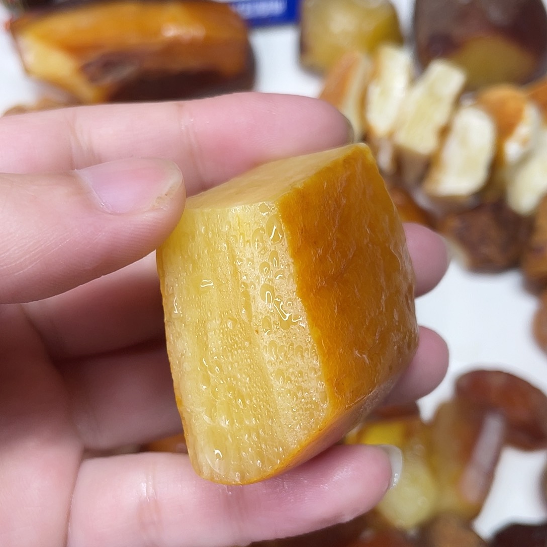定制琥珀未镶嵌原矿琥珀