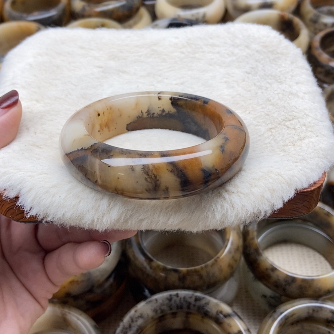 未镶嵌手镯石英质玉（非洲翠）福利54加口径380米