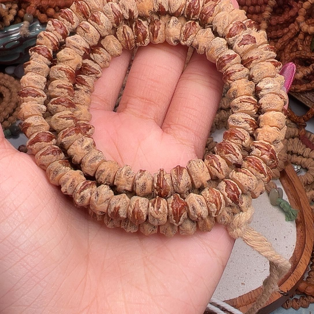 继***石柏香籽/百香籽吊坠