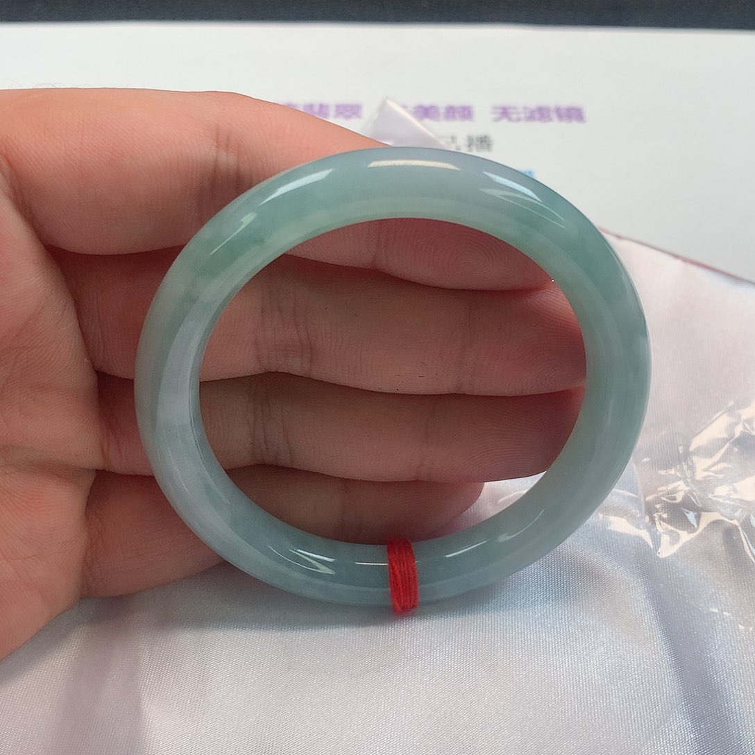 翡翠手镯（圆镯）未镶嵌307号