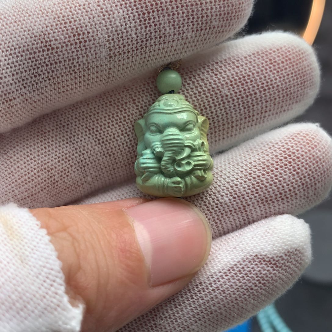 绿松石挂件未镶嵌