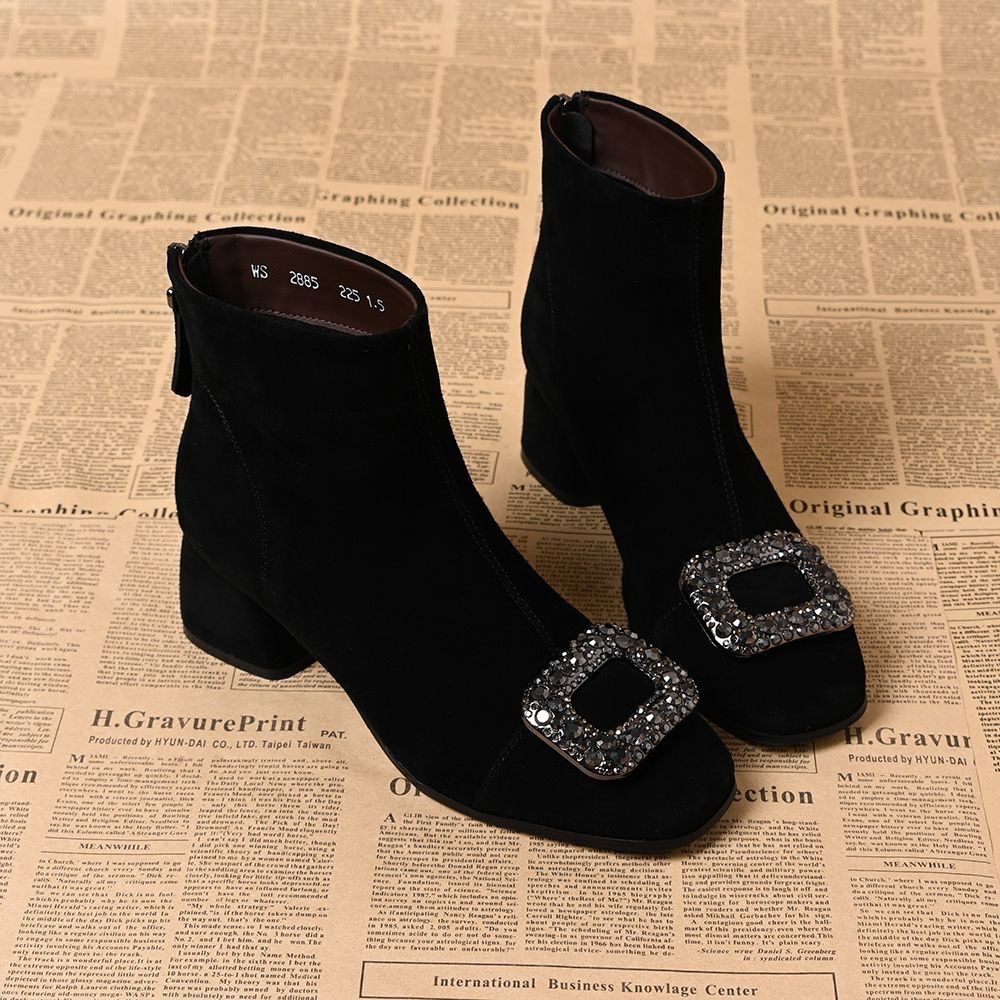 粗跟短靴女秋冬新款磨砂绒面时装方头水钻职业粗跟瘦瘦靴