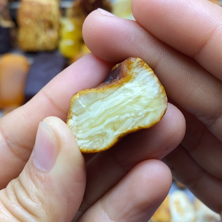 定制琥珀蜜蜡定制