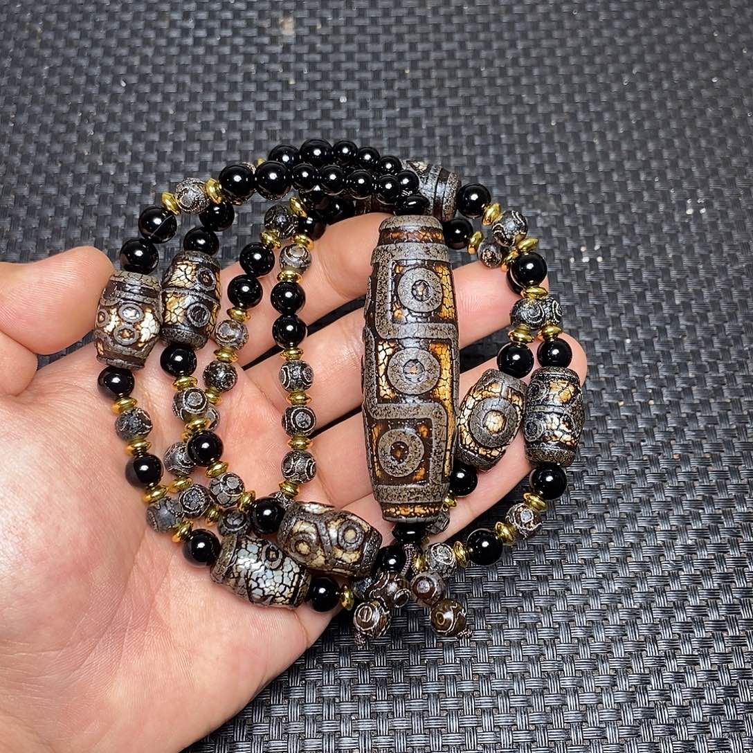 彬****玛瑙/玉髓未镶嵌手链