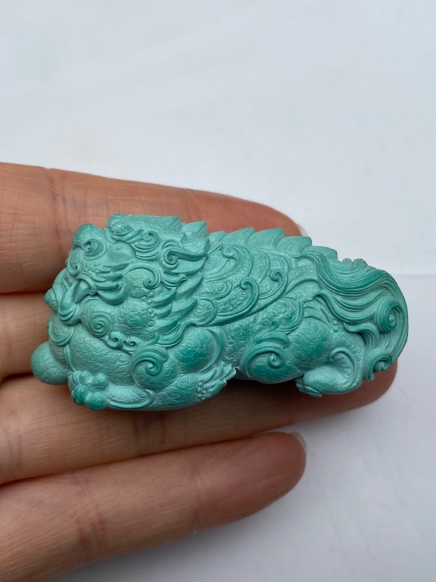 原矿纯天然绿松石貔貅挂件绿色