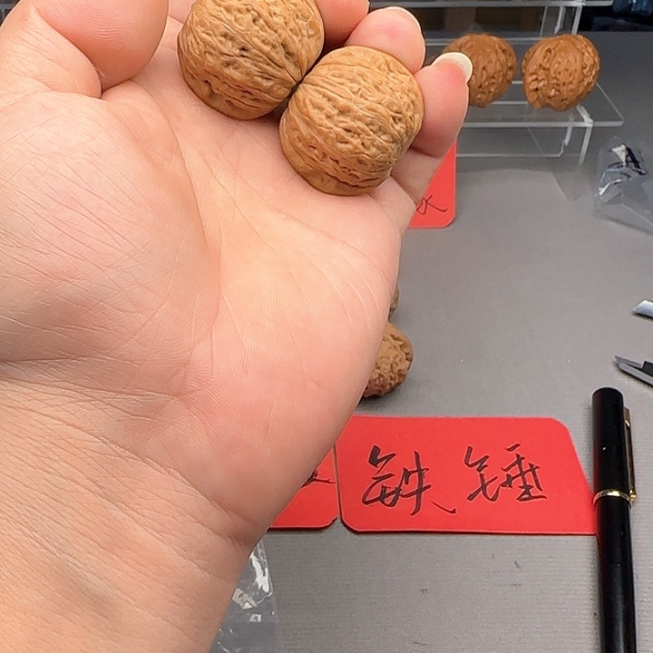 由***州木质类铁锤妹妹文玩核桃