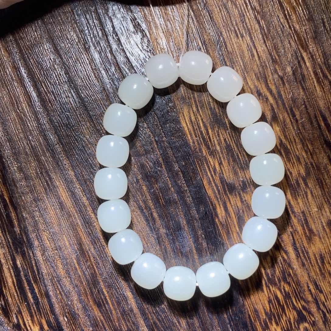 和田玉手串未镶嵌E****712m老型（微瑕）