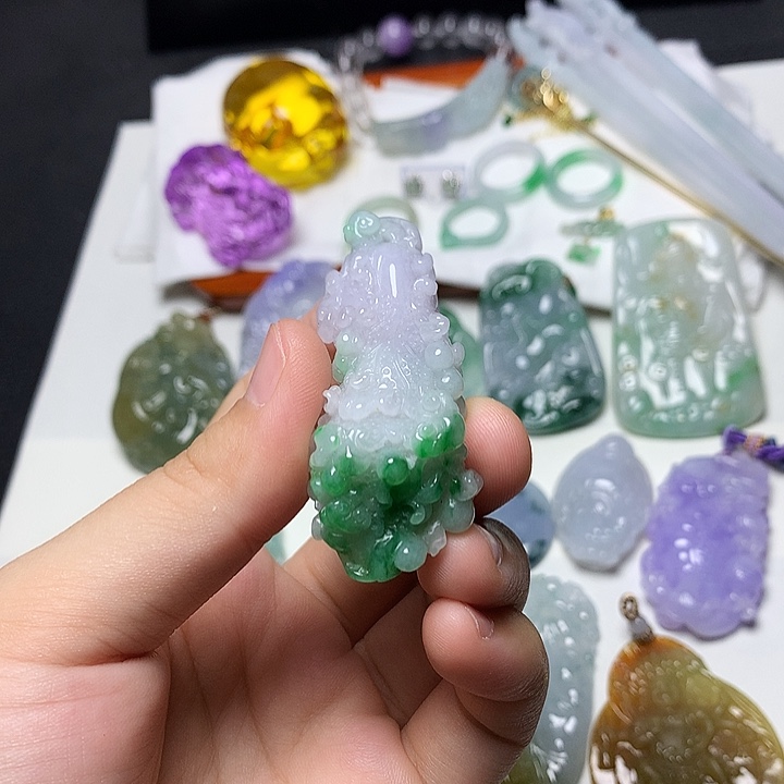 翡翠未镶嵌颈饰天然A货翡翠白菜