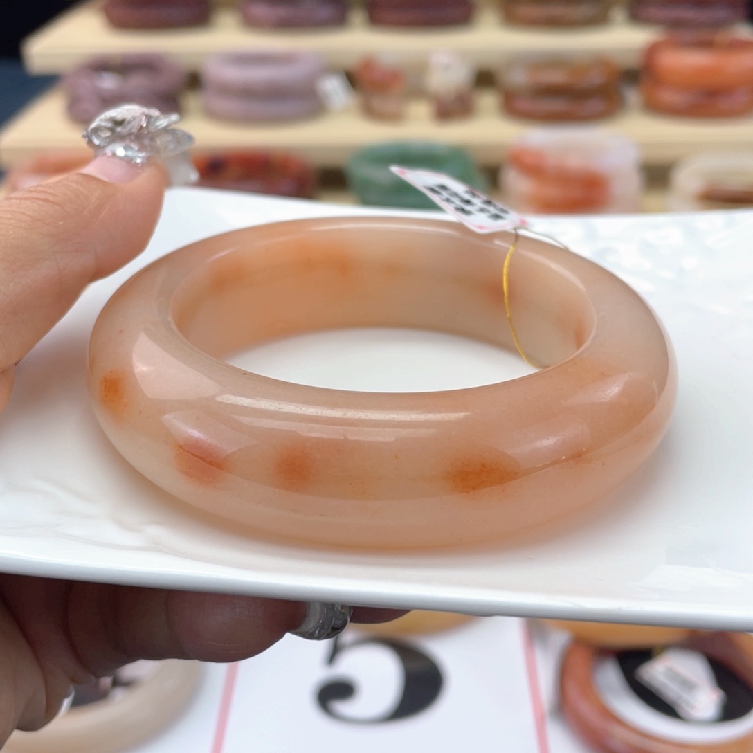 原***鱼石英岩玉手镯未镶嵌