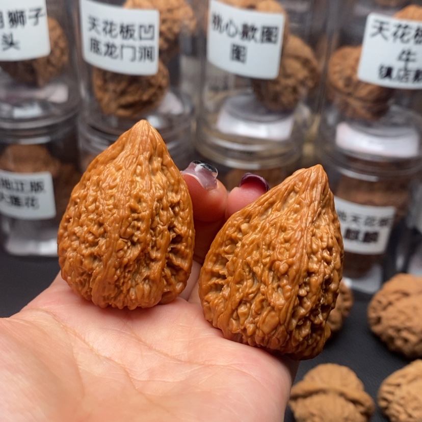 【闪购商品】吊坠文玩核桃塔尖35