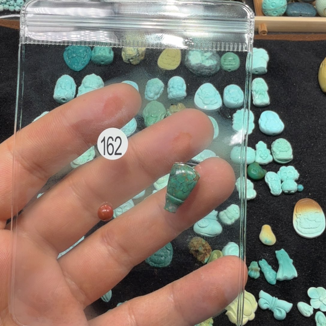 金***呐南红玛瑙未镶嵌颈饰