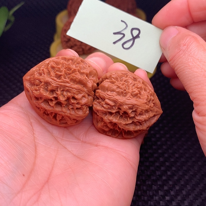 【闪购商品】把件文玩核桃36.6野牛38