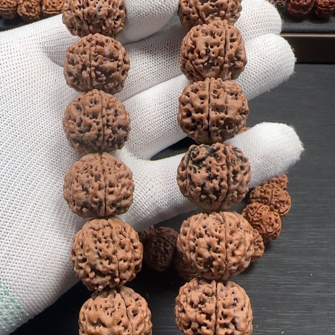 金刚菩提手串22mm爆肉蜂窝（安娜）