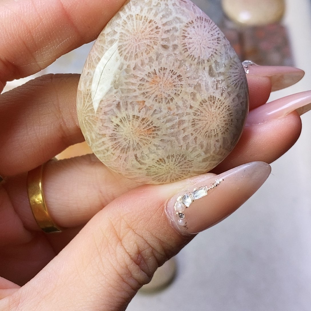 合金颈饰硅化玉?***?