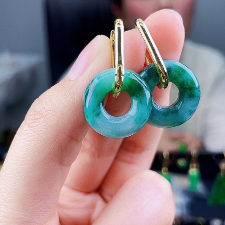 翡翠耳饰未镶嵌饰品