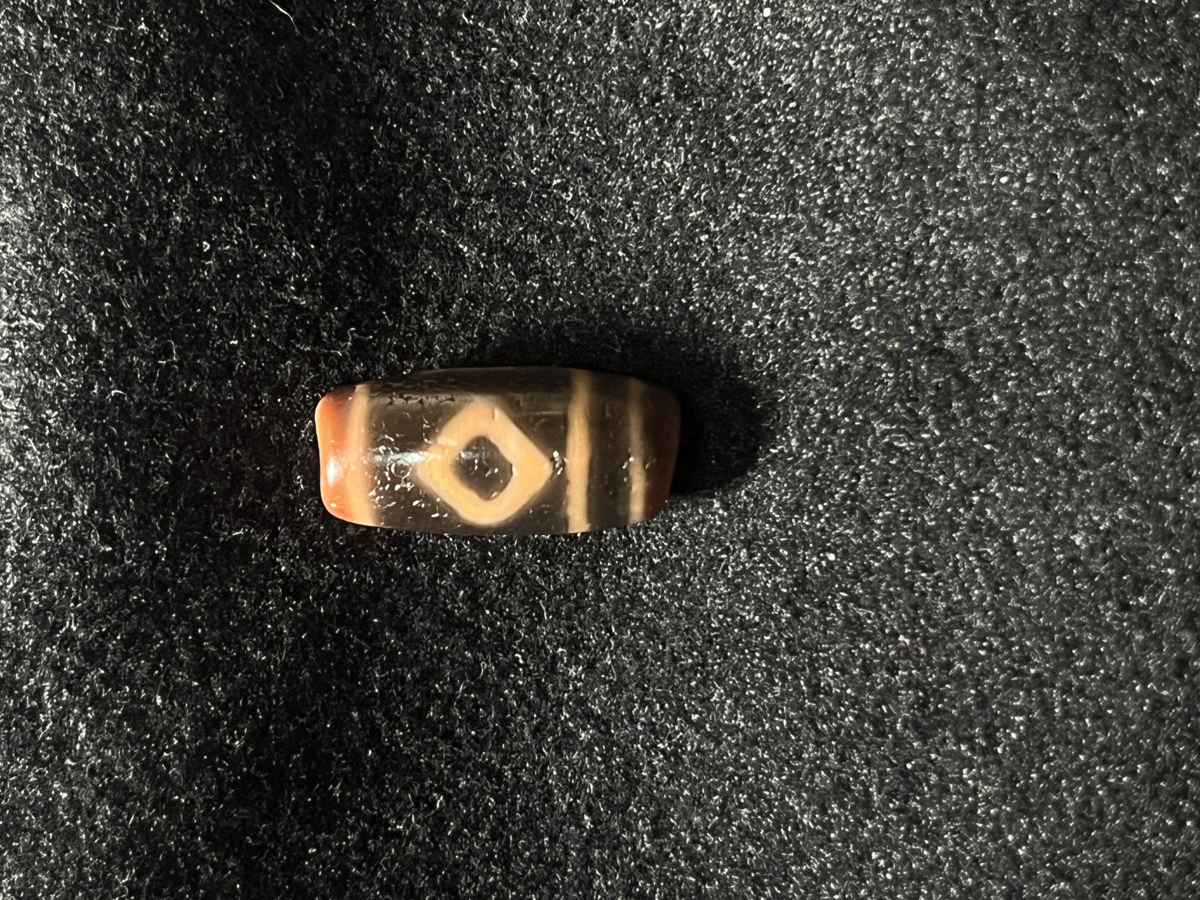 台珠小卢红肉地门两眼吊坠